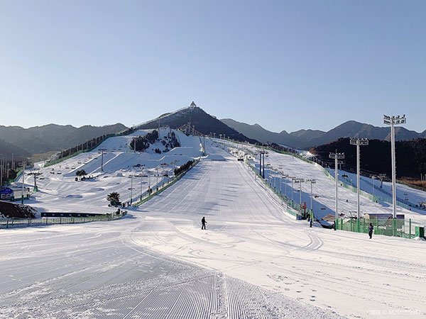 Top China Ski Resorts --- Beijing Nanshan Ski Resort