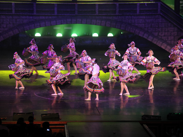 Charming Xiangxi Show in Zhangjiajie