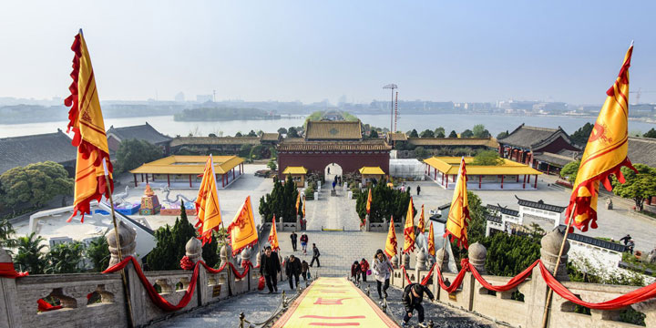 Kaifeng Mansion