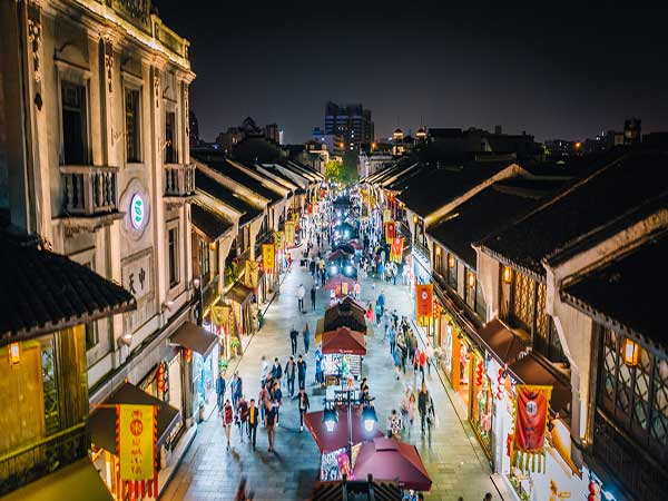 Hefang Street in Hangzhou