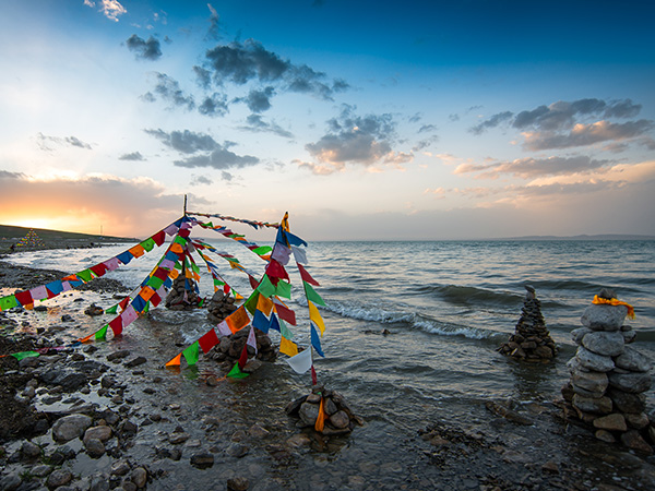 Most Famous Lakes in China-Qinghai Lake in Xining