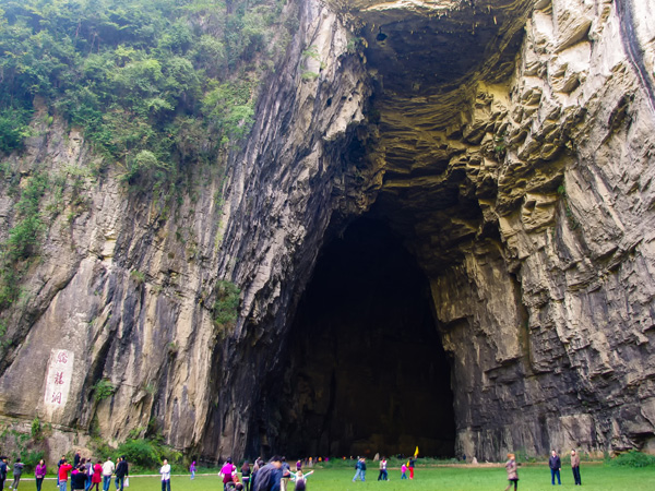 The Six Most Beautiful Caves in China-Tenglong Cave