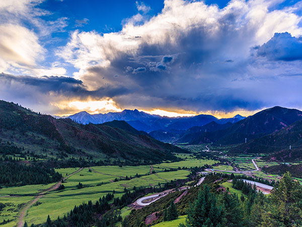 Tibet Weather in Summer